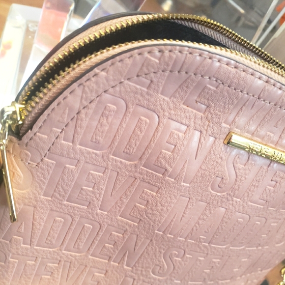STEVE MADDEN CROSSBODY/CLUTCH - Picture 2 of 3